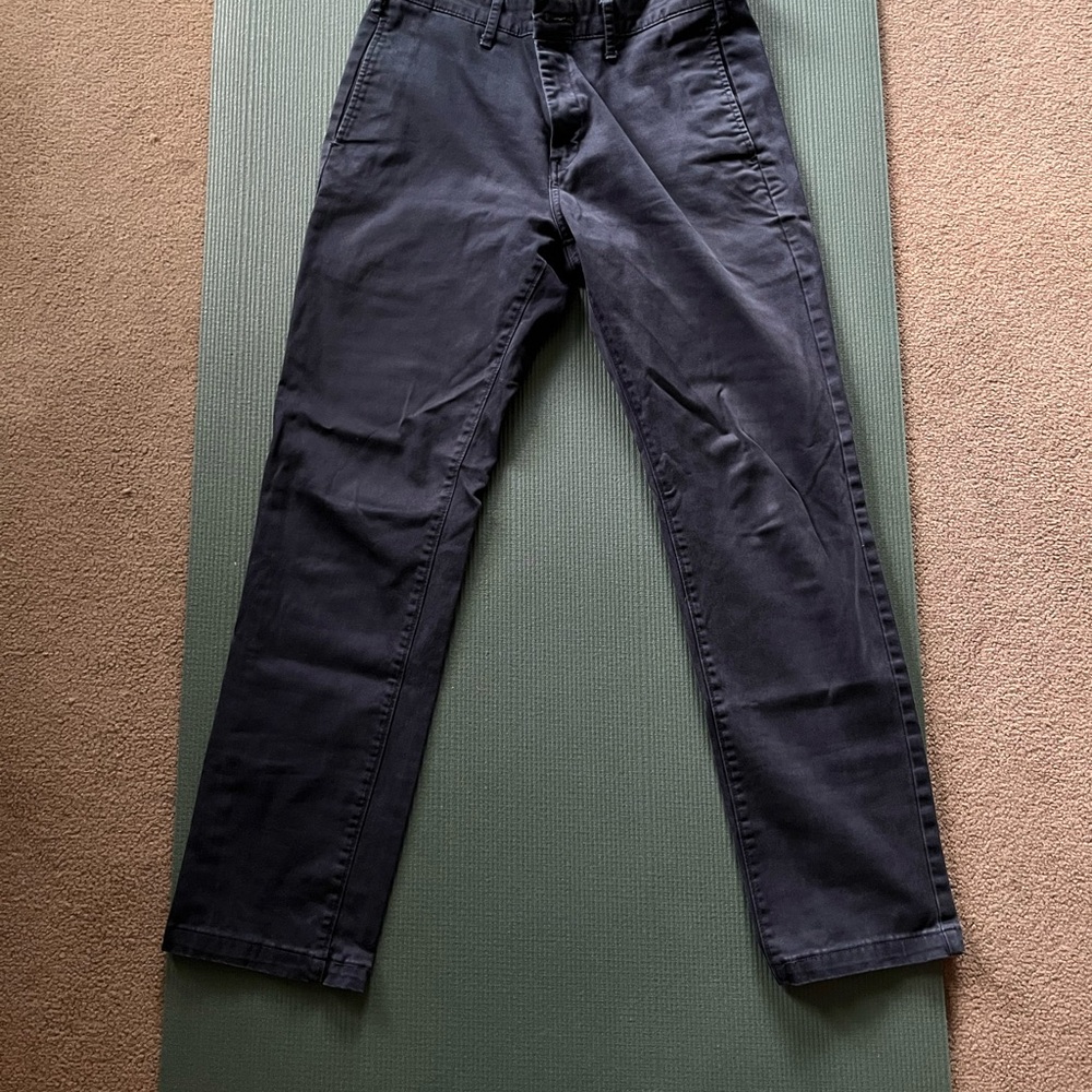 Levi's dress pant (29x30) - great condition!